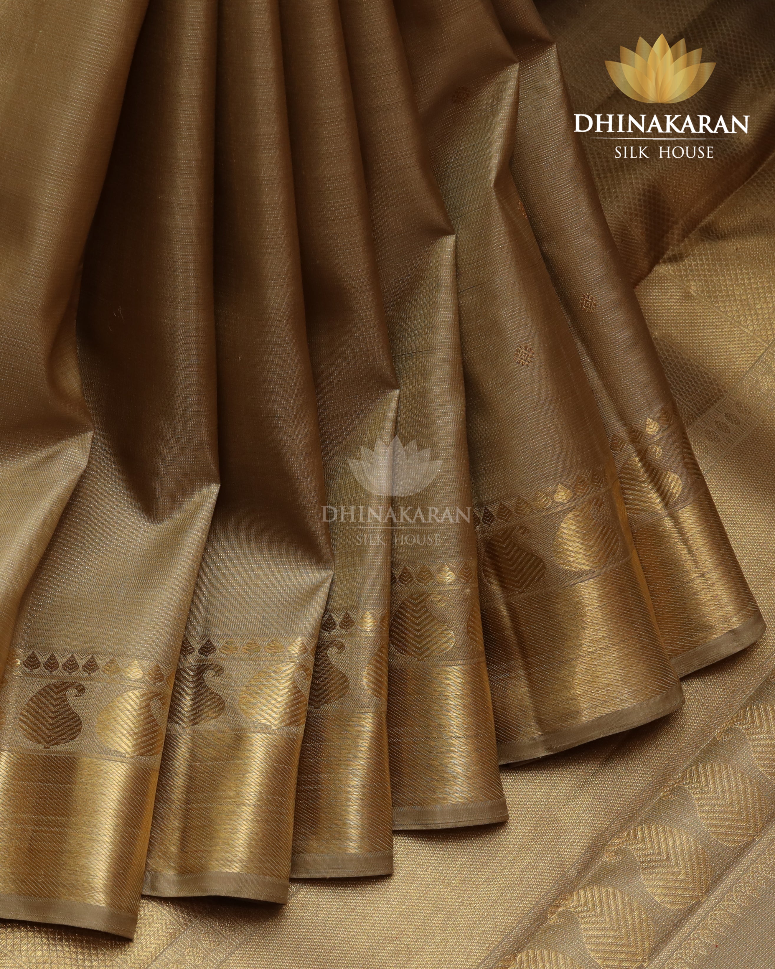 Golden Vairaoosi Kanjivaram-sau2454