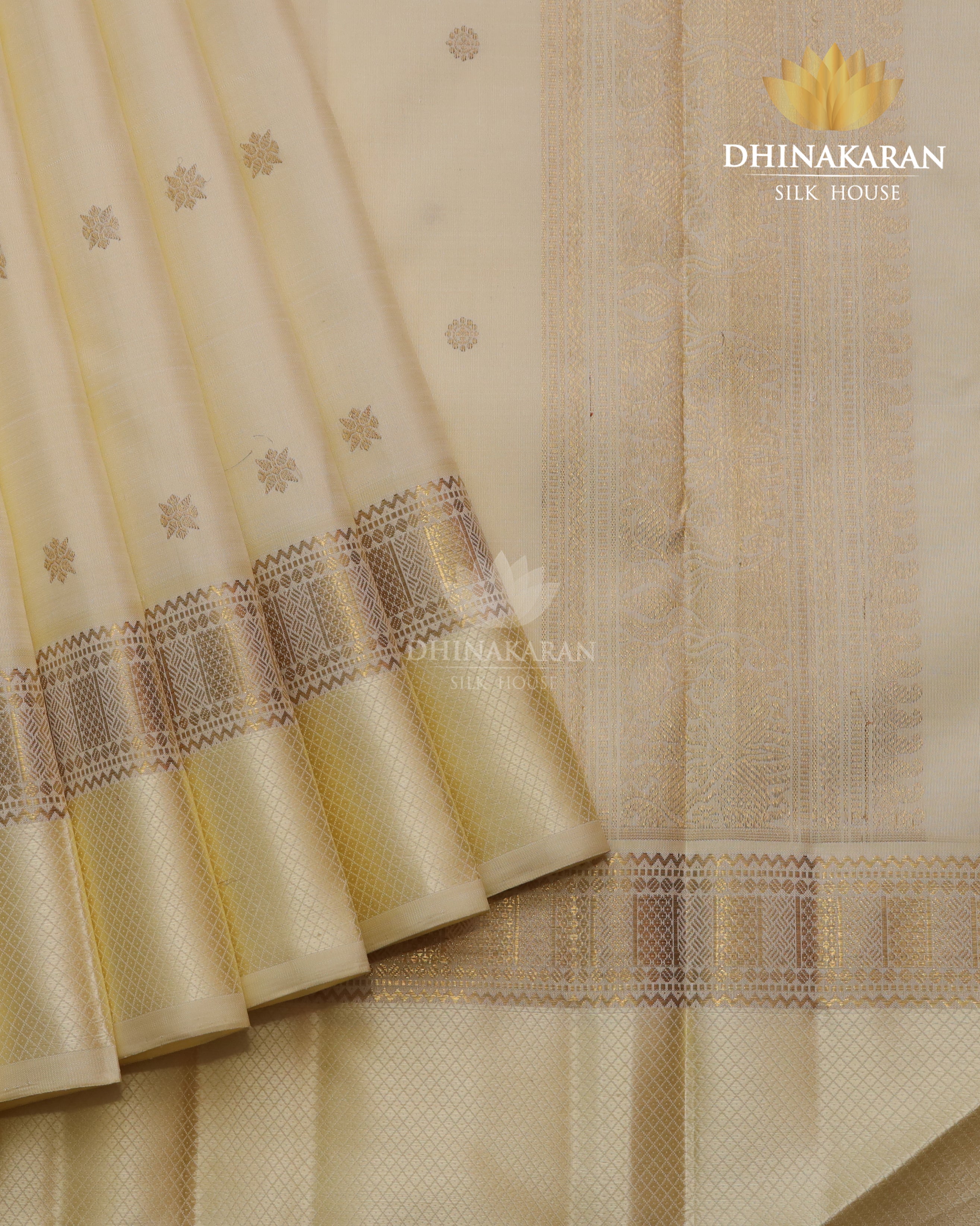 Ivory Kanjivaram-sau3050