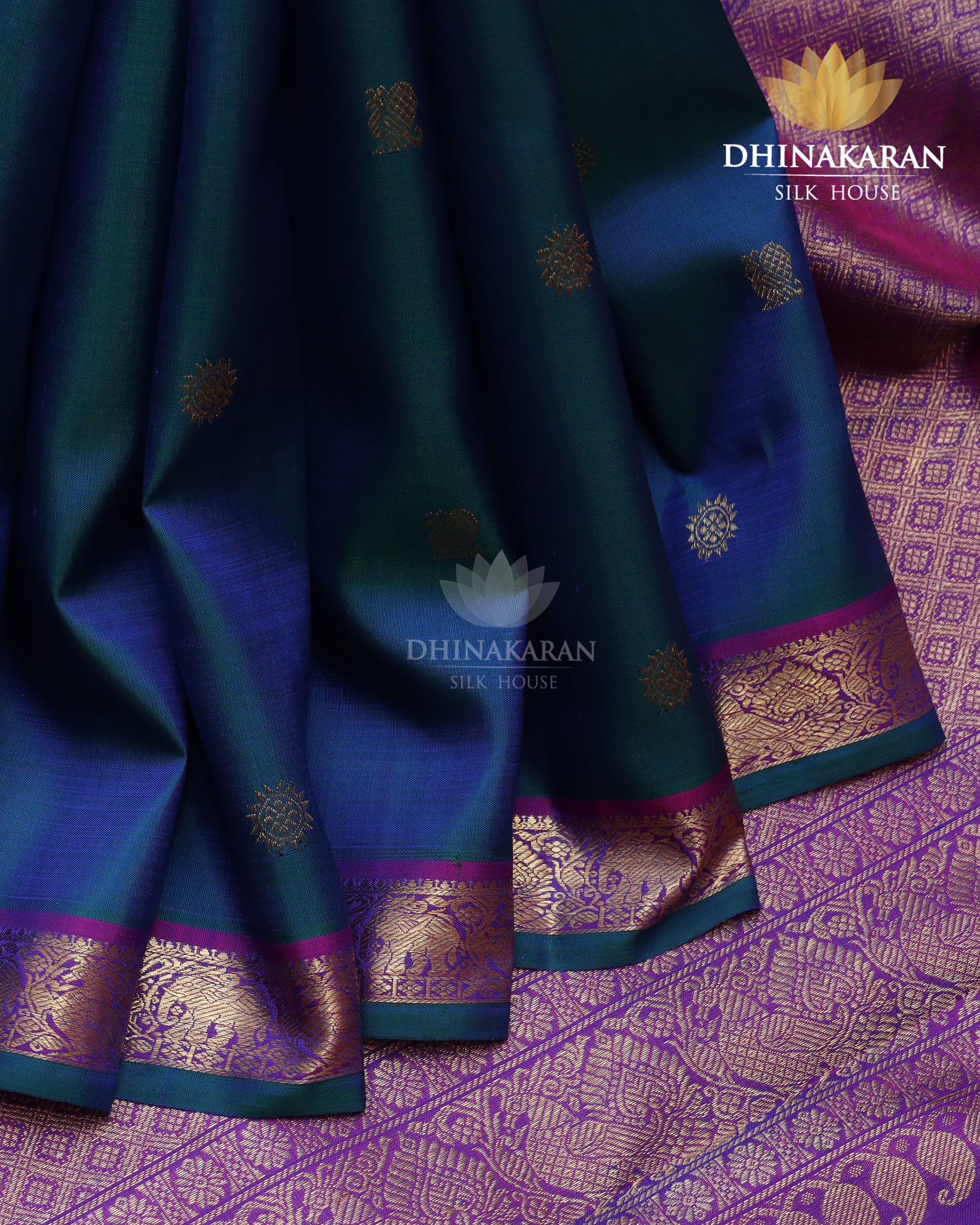 Mayilkazuthu Kanjivaram-sar2388