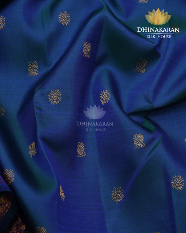 Mayilkazuthu Kanjivaram-sar2388