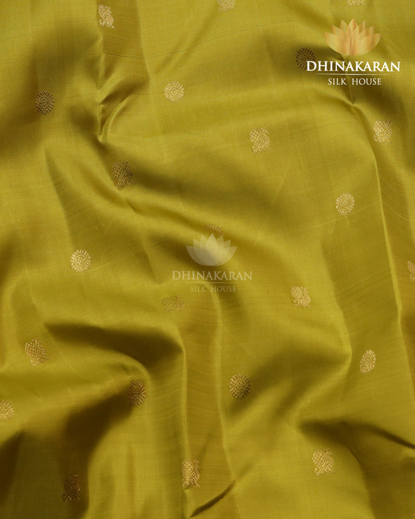 Sampanga Kanjivaram-sau2654