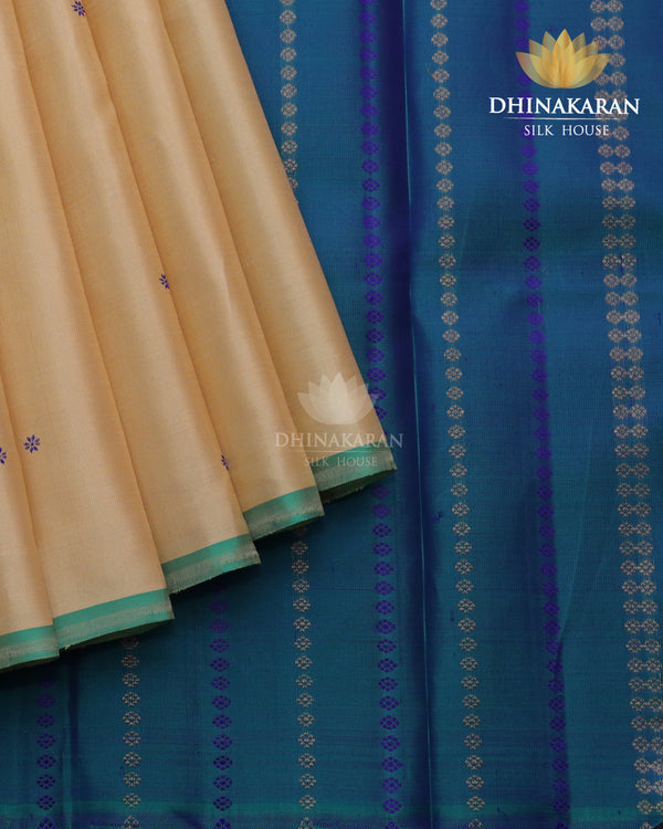 Beige Borderless Kanjivaram-sar2400