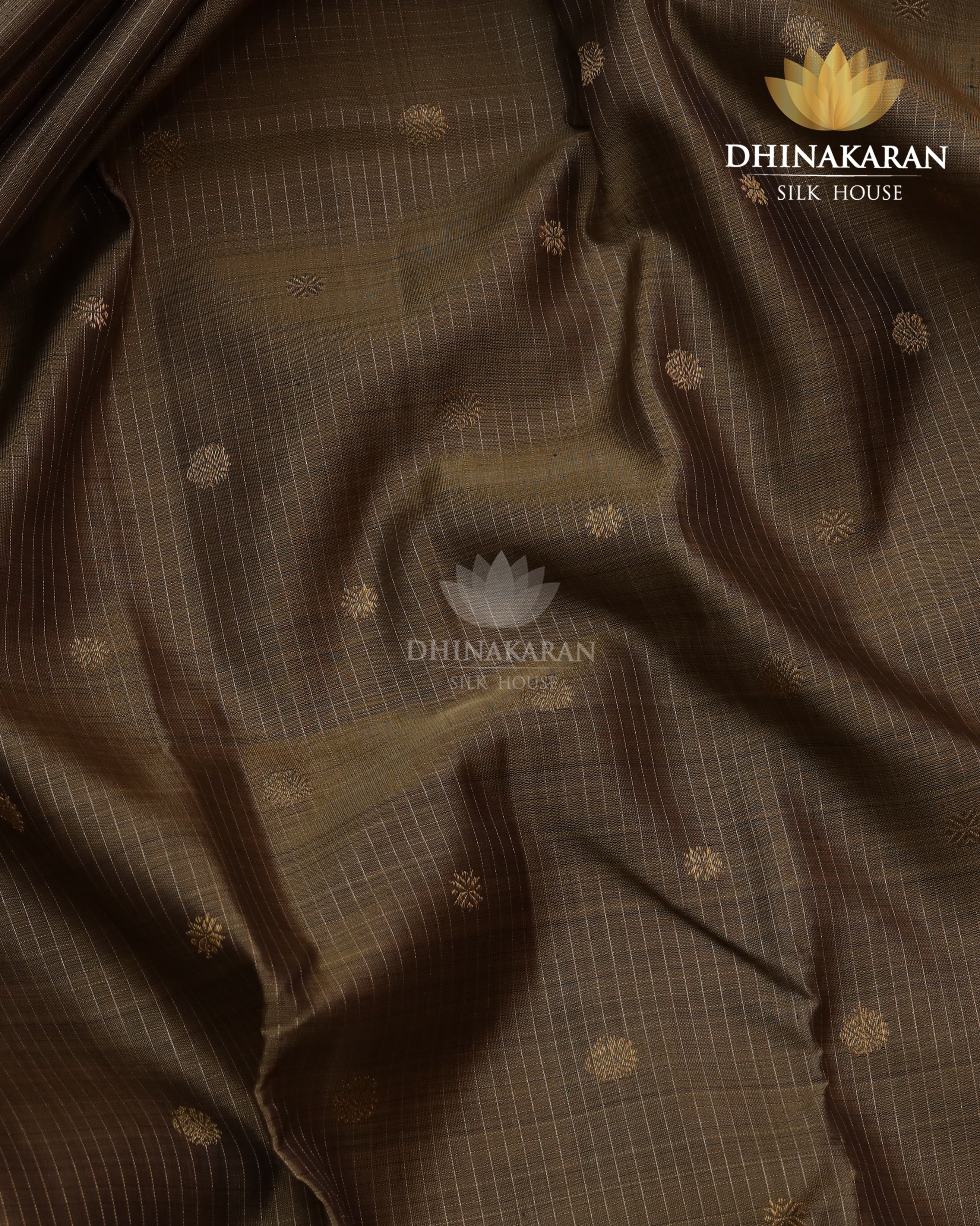 Abirami Kanjivaram-sau2708