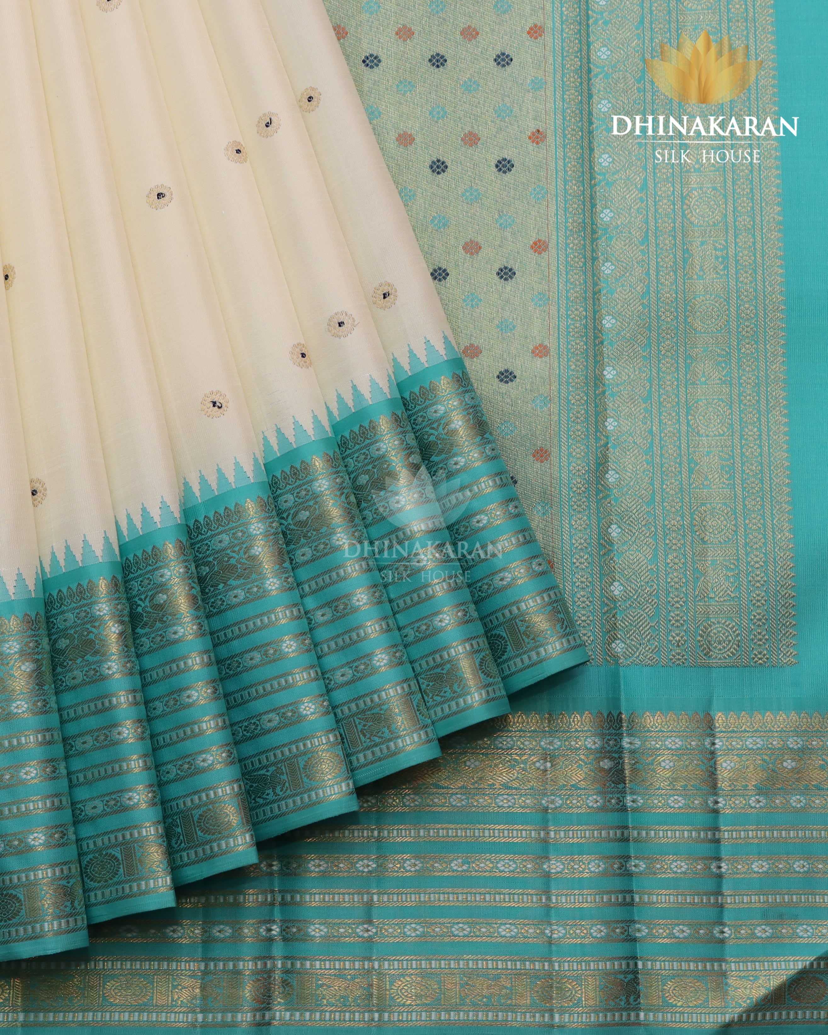 Off White Meena Kanjivaram-sau3076