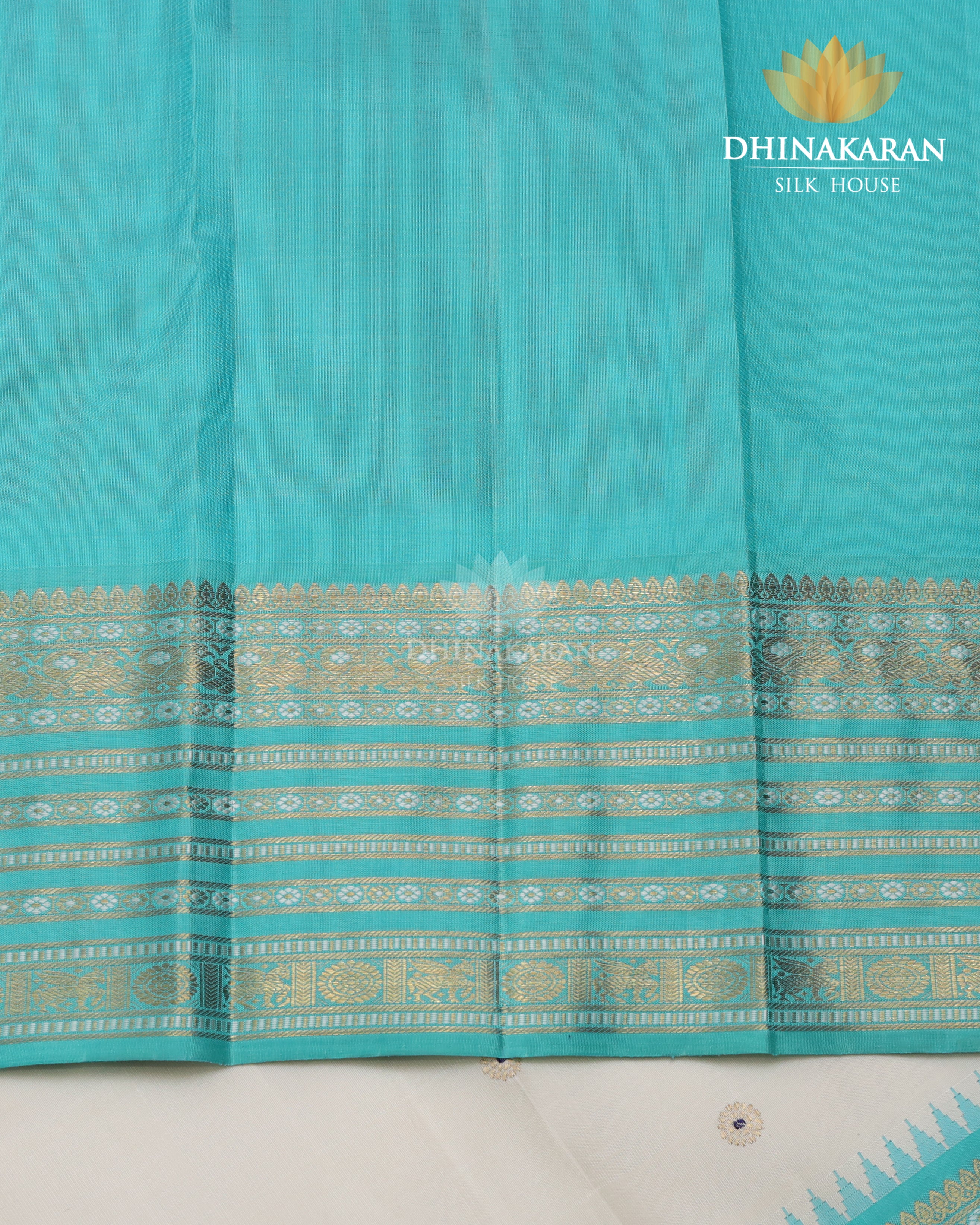 Off White Meena Kanjivaram-sau3076