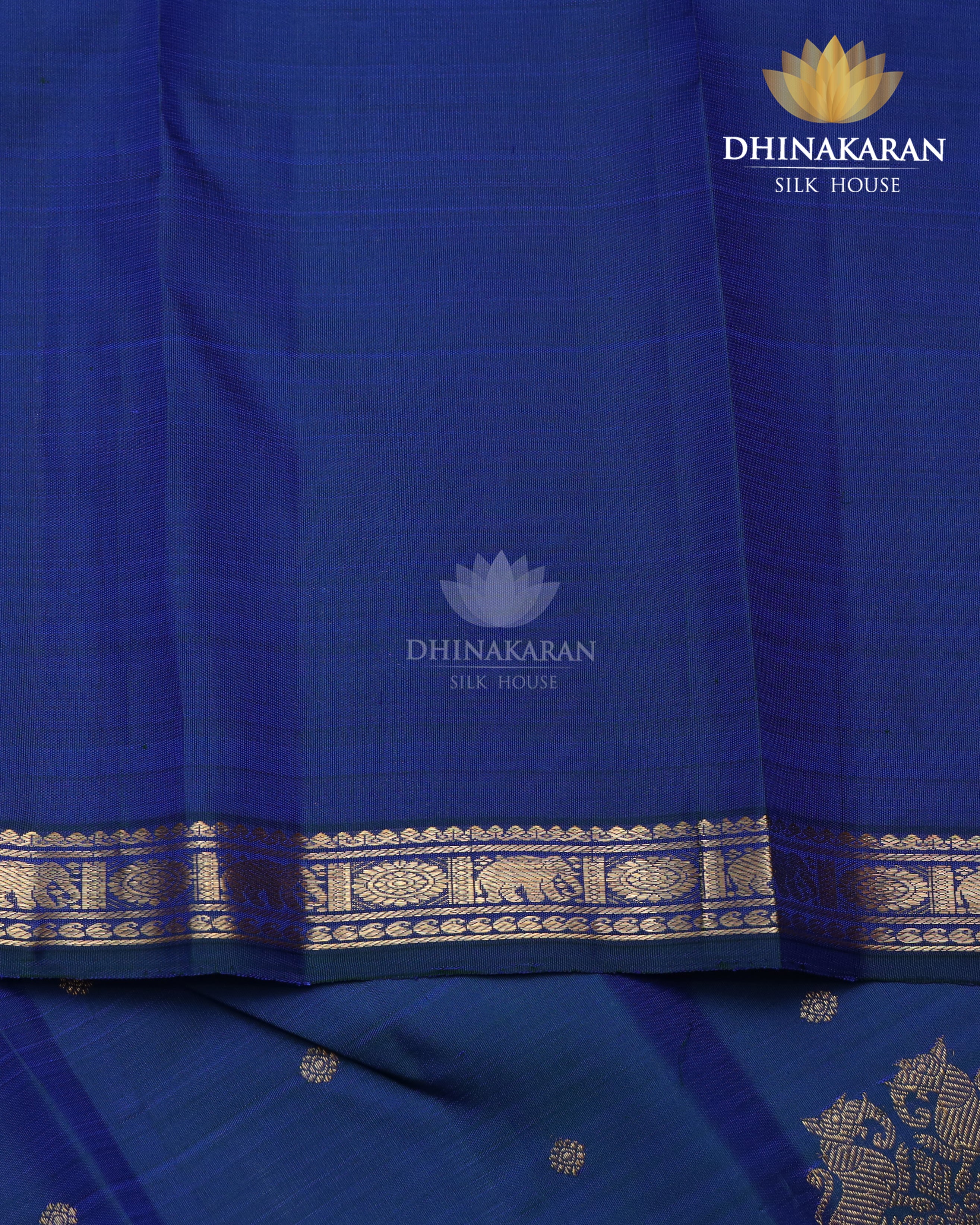 Mayilkazuthu Kanjivaram-sar3084